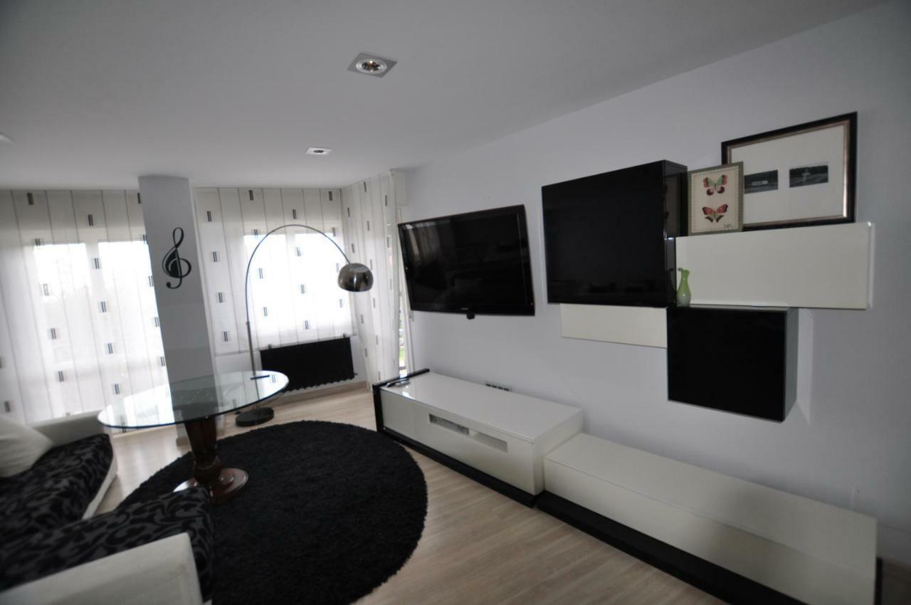 Black And White Suitte "Marques" Ноха Екстериор снимка